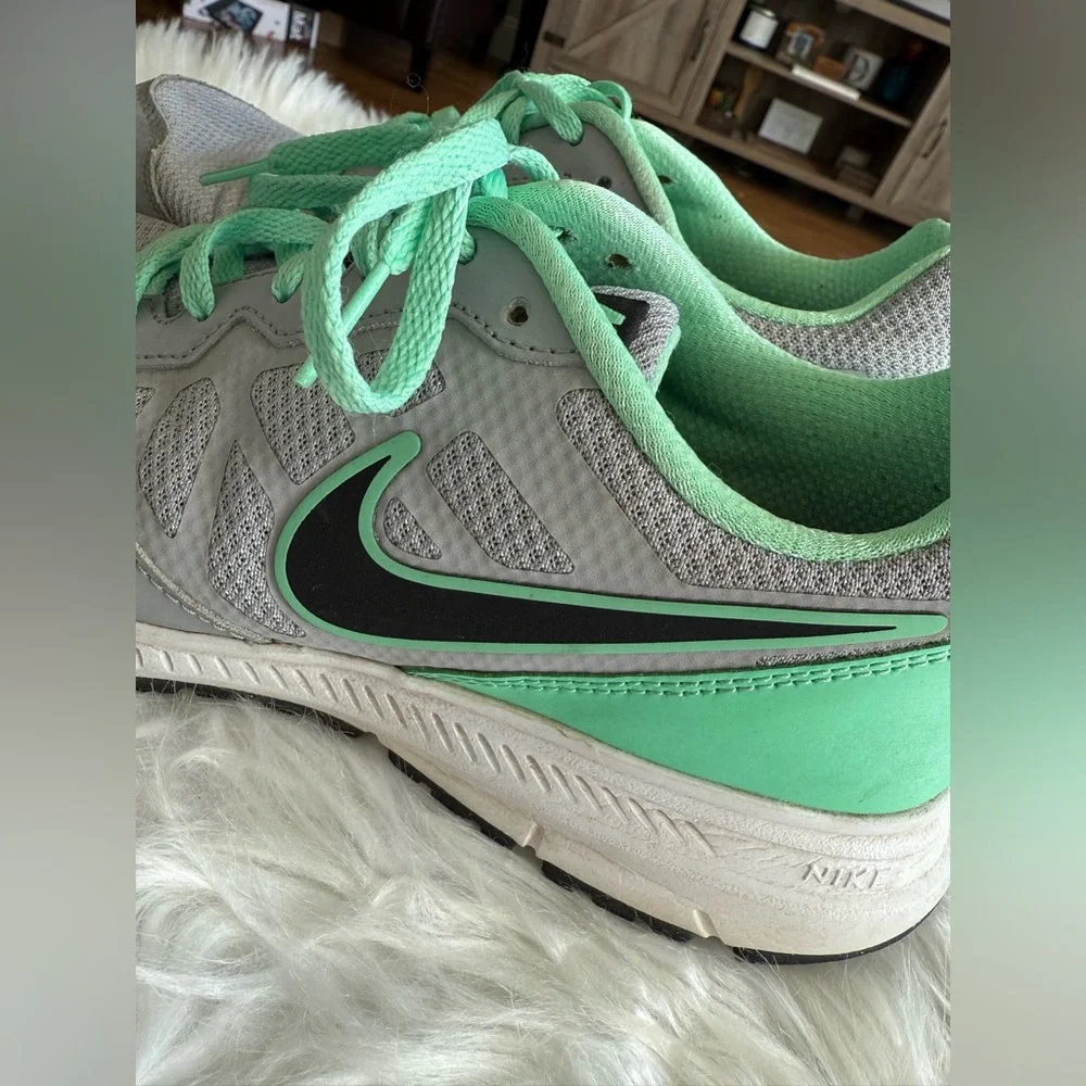 Nike | Women’s Size 10 Nike Downshifter 6 Sneakers in Gray and Teal, Black Swoop